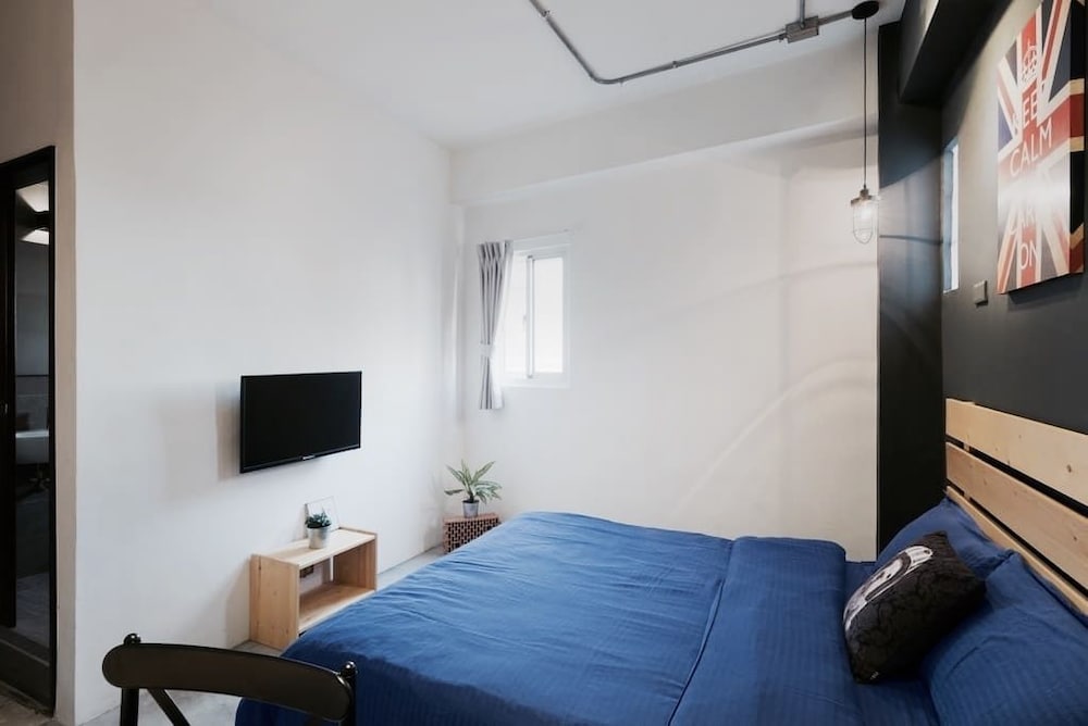 Mutter Apartment 17/50