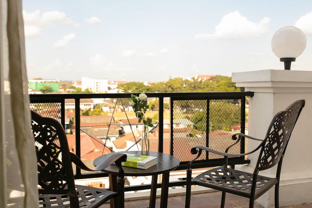 Azalea Park View Boutique Hotel 24/50