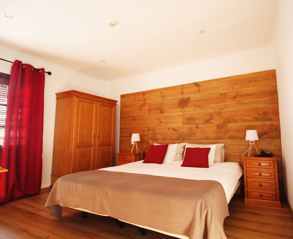 GuestHouse Vila Lusitania 15/50
