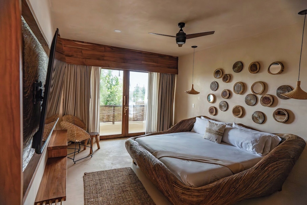 Jungle, Deluxe, Suite, King Bed, Terrace