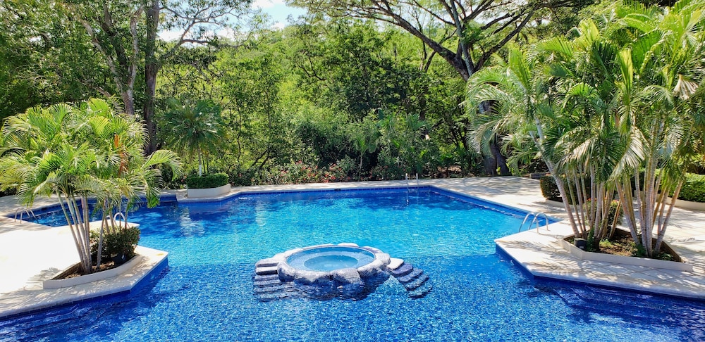 Papagayo Golden Palms Beachfront Hotel 4/65