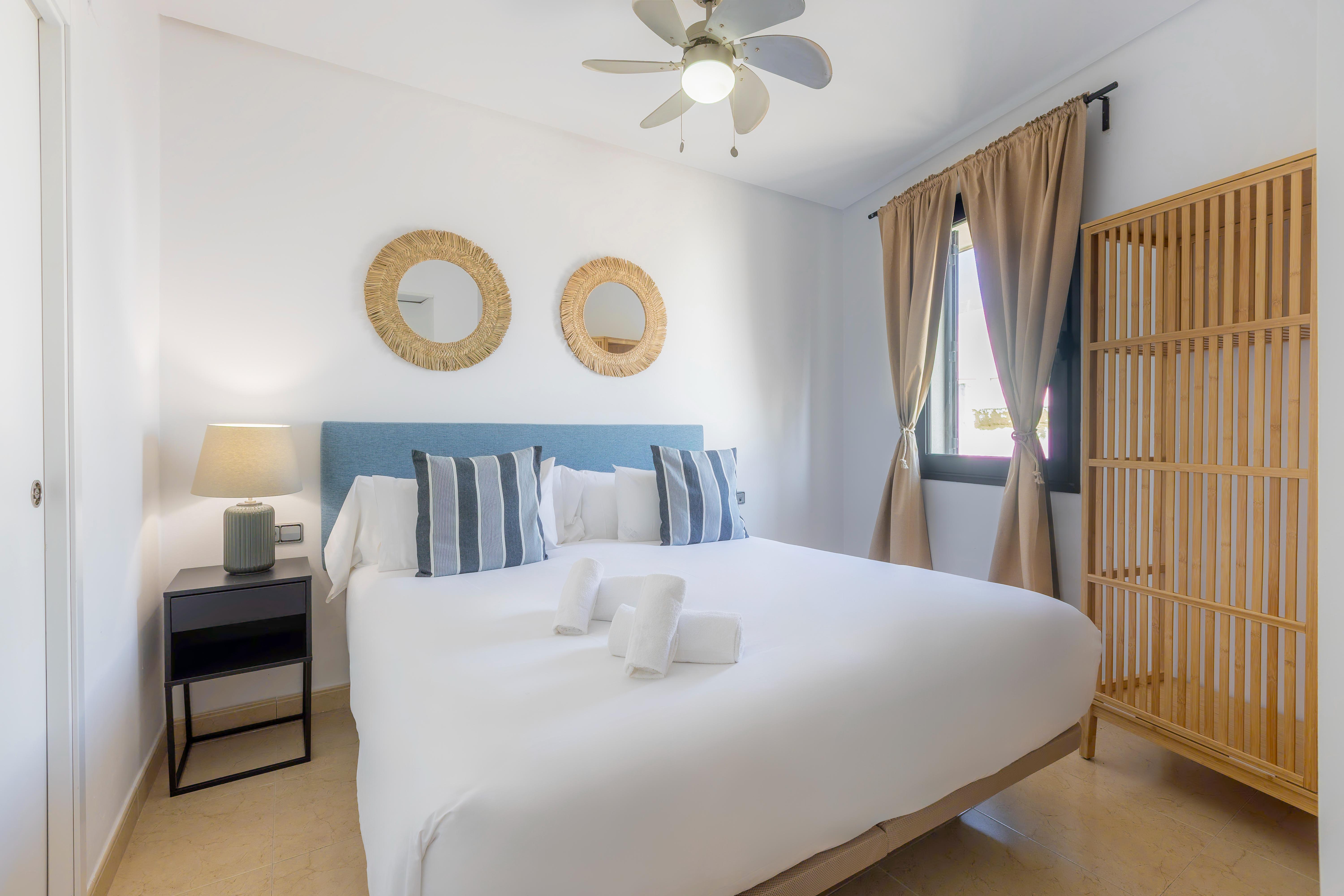 Apt Blueseas Bahia Marina 23/58