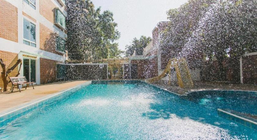 B2 Resort Boutique & Budget Hotel 52/52