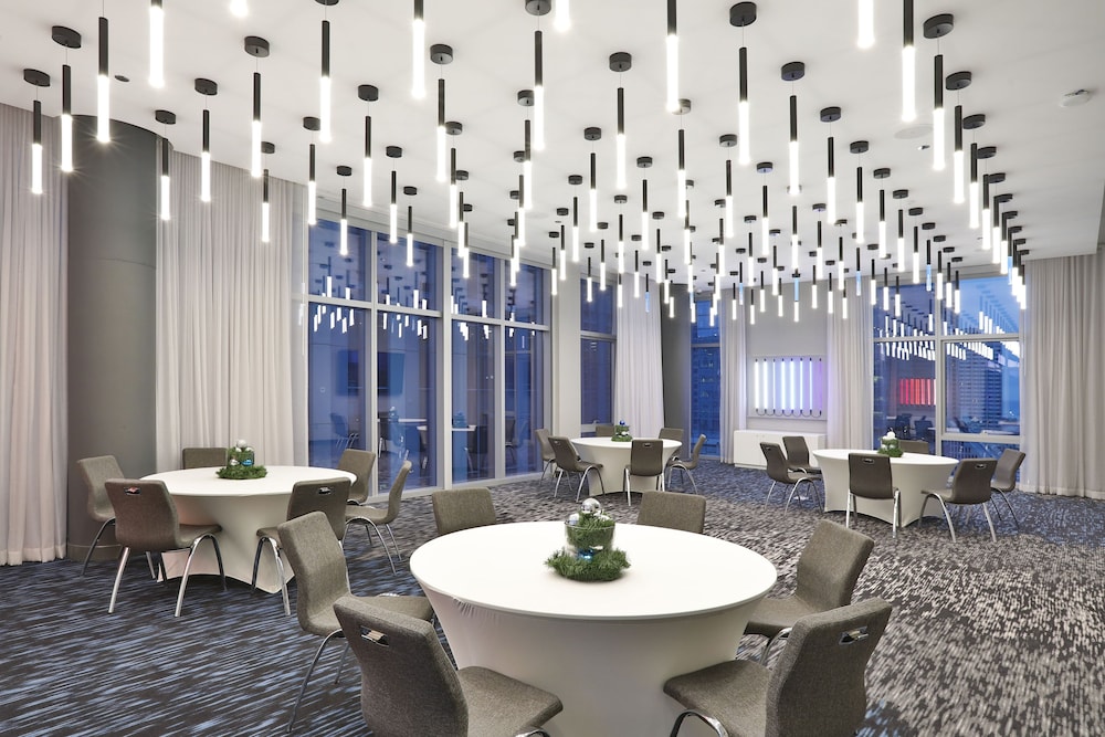 Aloft Chicago Mag Mile 37/47