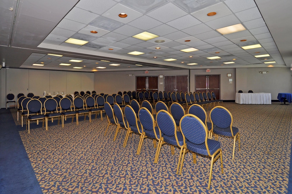 Best Western Fairfax 23/27