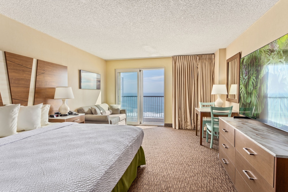 ROOM, KING BED, OCEAN FRONT, JETTED TUB