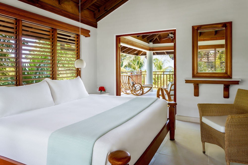 PREMIER, SUITE, BEACH FRONT