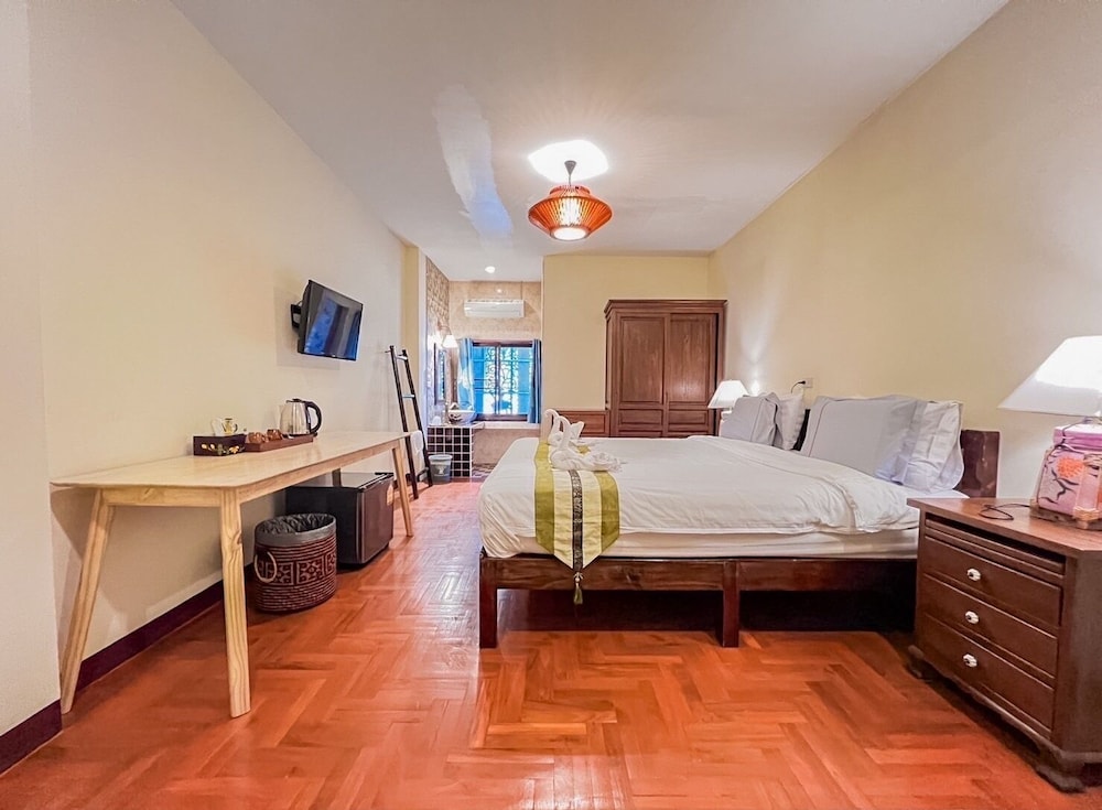 Hetai Boutique House 13/50