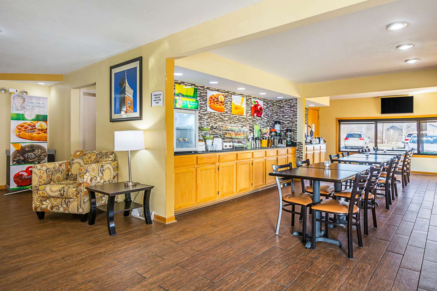 Quality Inn & Suites Greensburg I-74 14/19