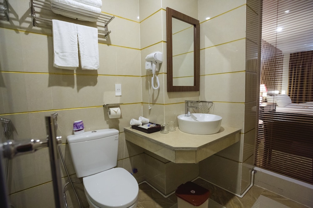 غرفة قياسية بسريرين منفصلين بإطلالة على المدينة، 3Mg Hotel 7/8