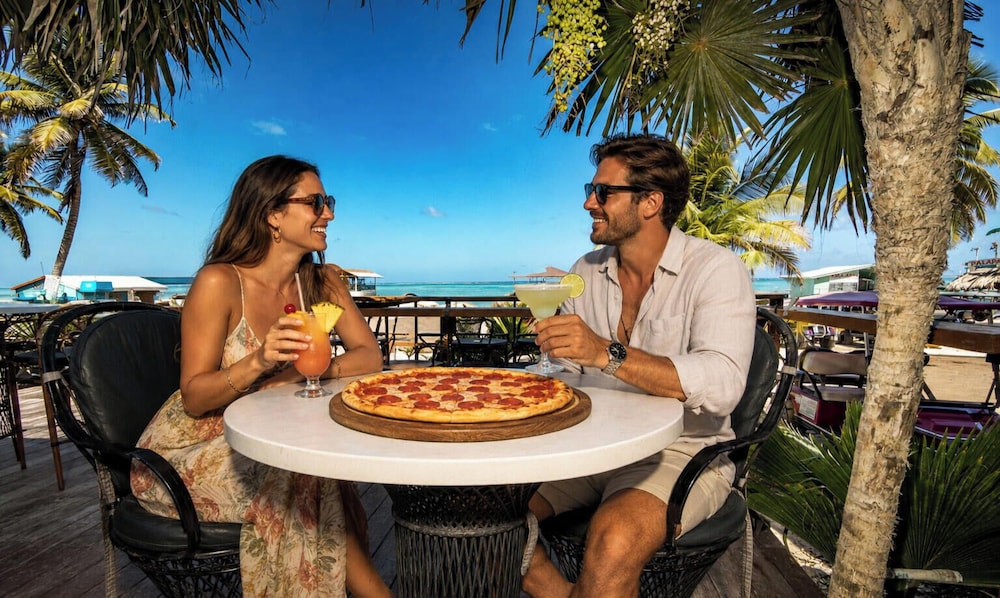 Sandbar Beachfront Hostel And Restaurant 14/74