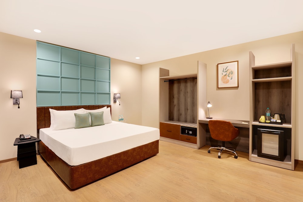 Royal Orchid Suites 21/58