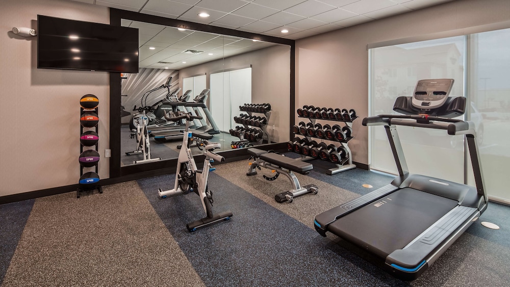 Glo Best Western Tulsa-Catoosa East Route 66 20/29