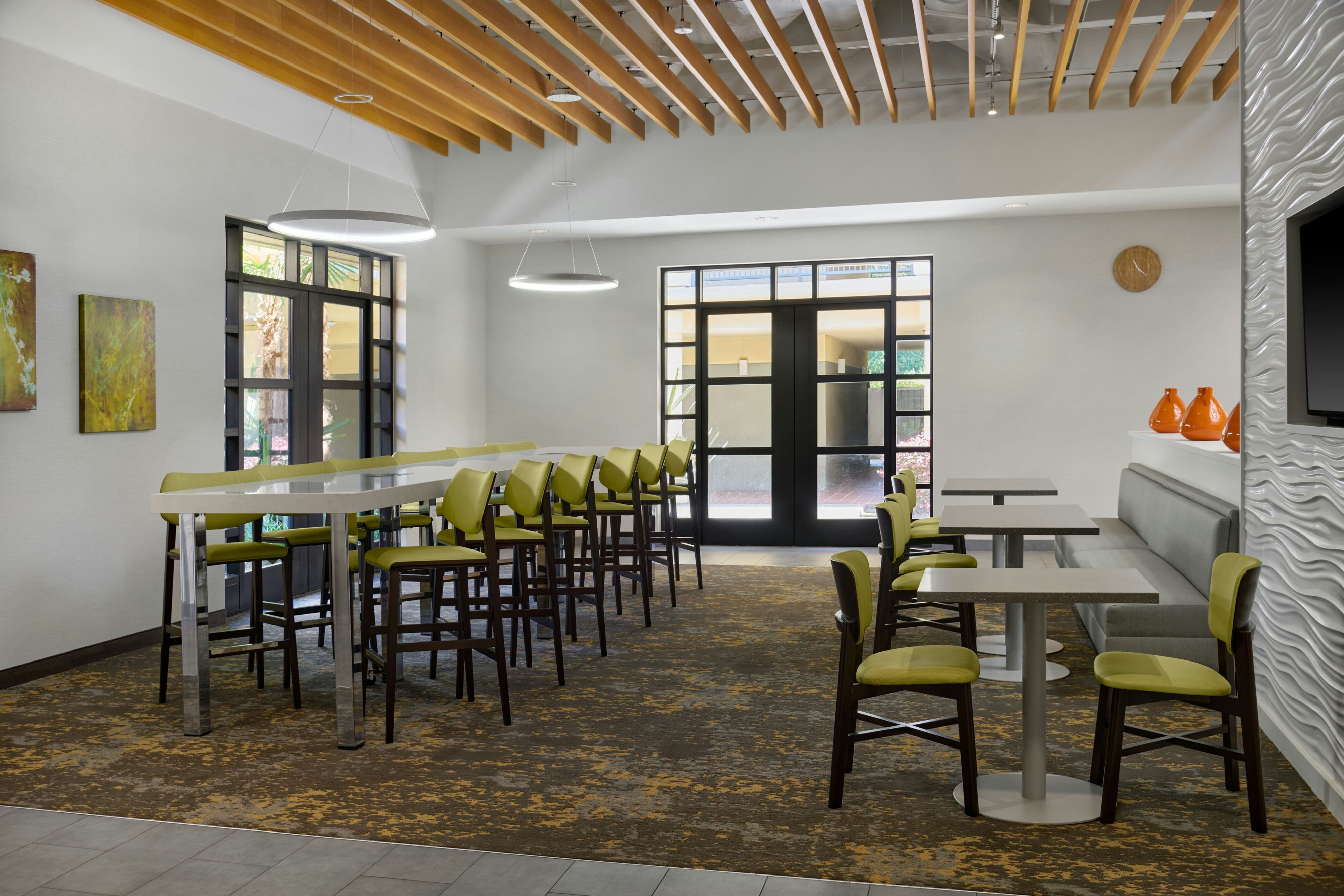 Residence Inn Palo Alto Menlo Park 60/72