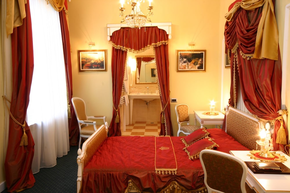 Hotel Leopold I 45/74