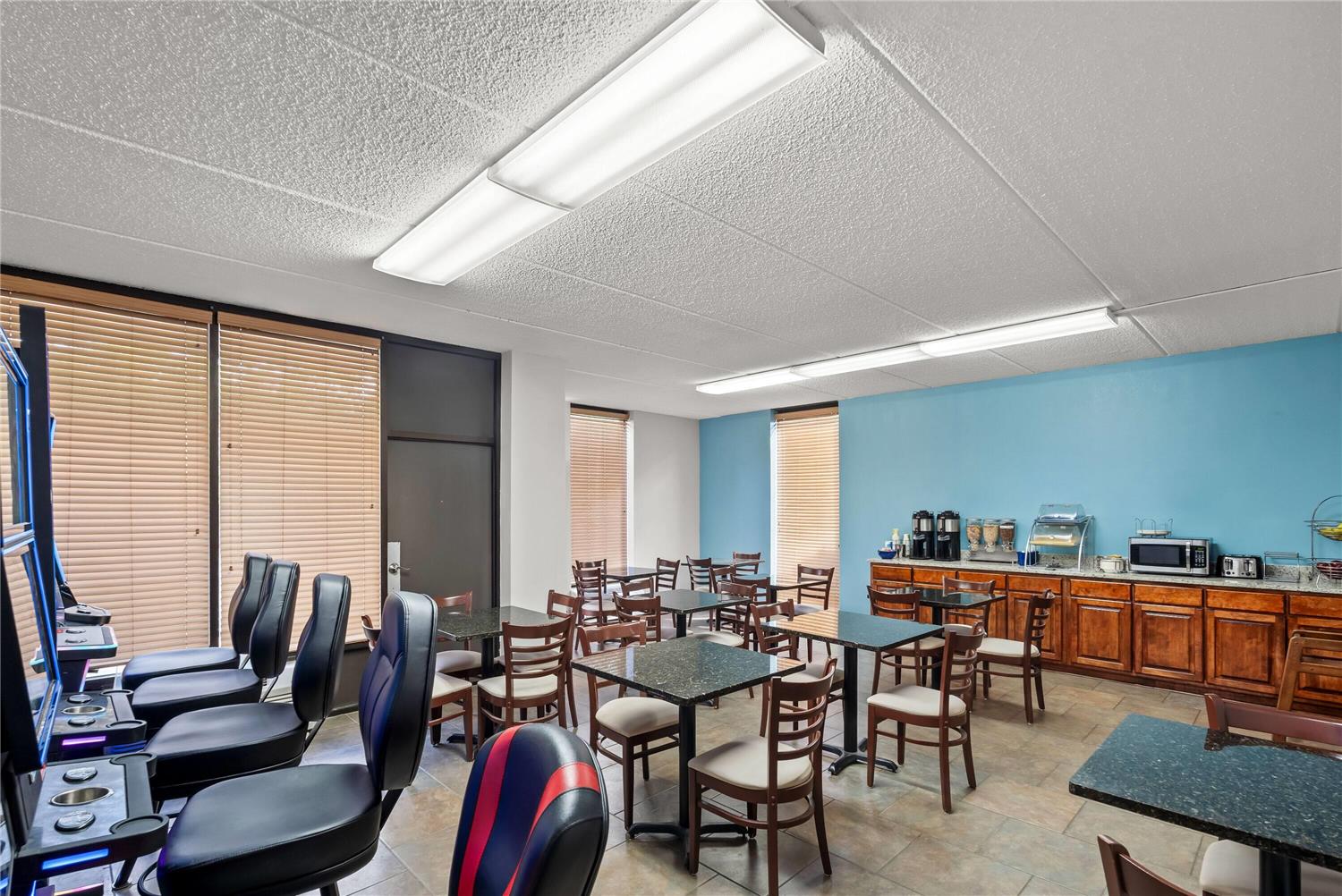 Days Inn By Wyndham Statesboro 20/22