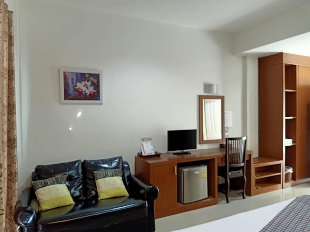 Karnmanee Place 31/35