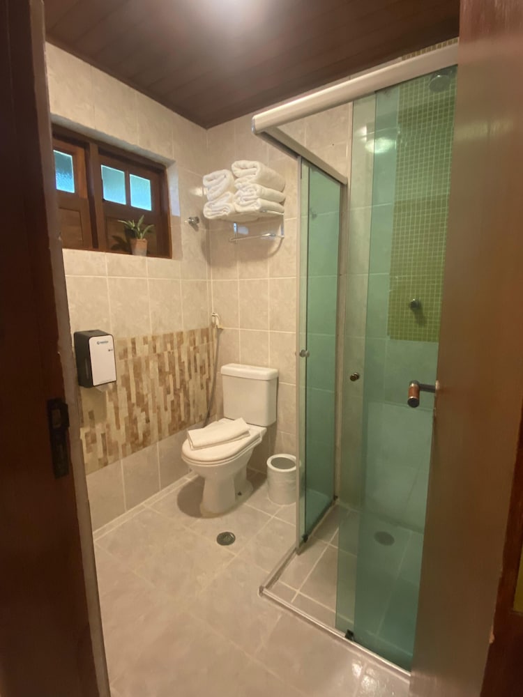 Hiu Hotel 50/50
