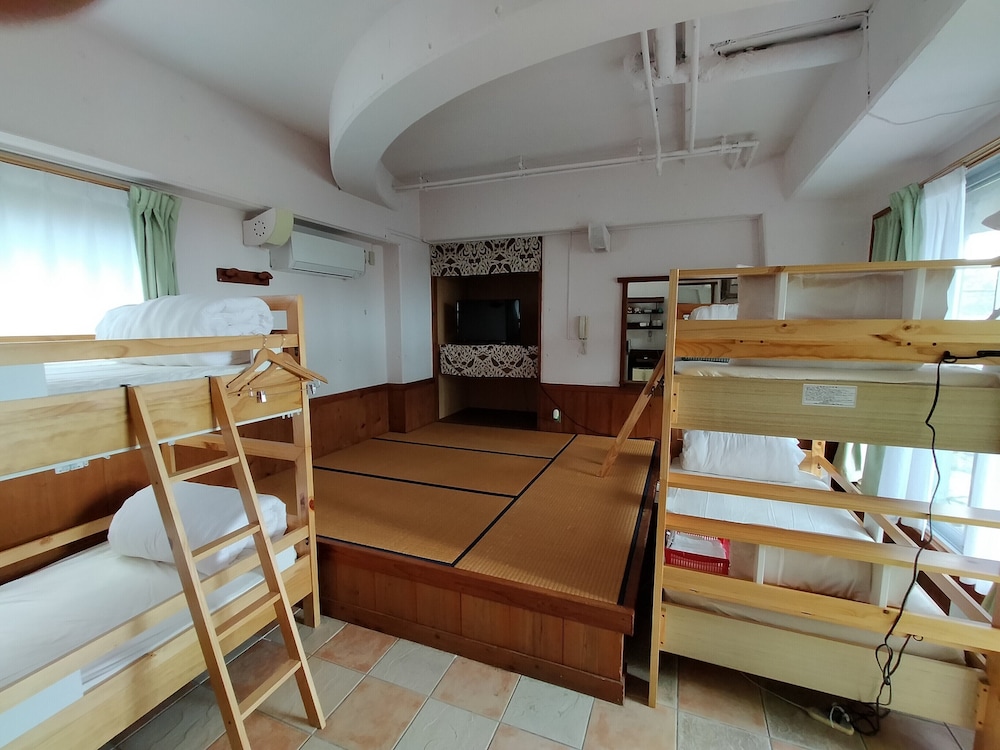 Buzz Resort (ex. Designers Resort Nakadoma Inn) 57/67