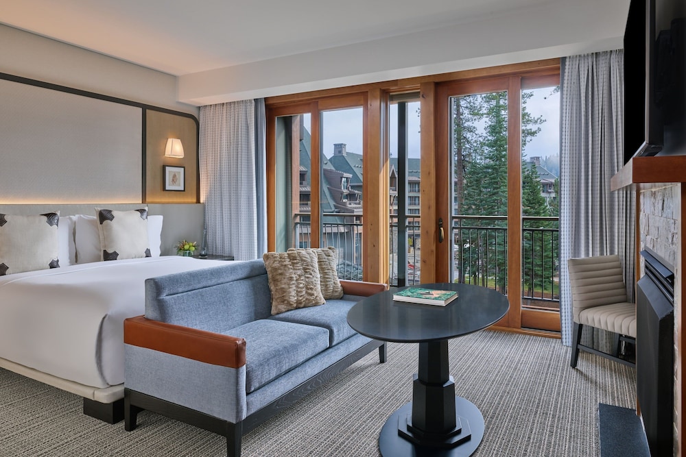 غرفة بسرير كينج، The Ritz Carlton Lake Tahoe 3/15