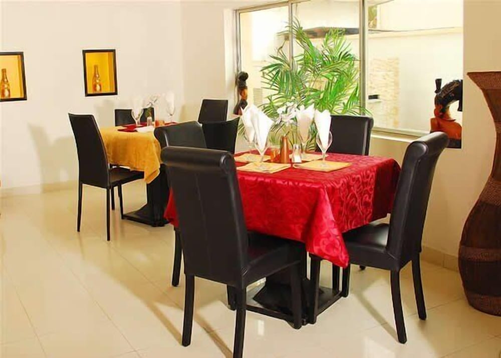 Hotel Villa Picasso 20/25