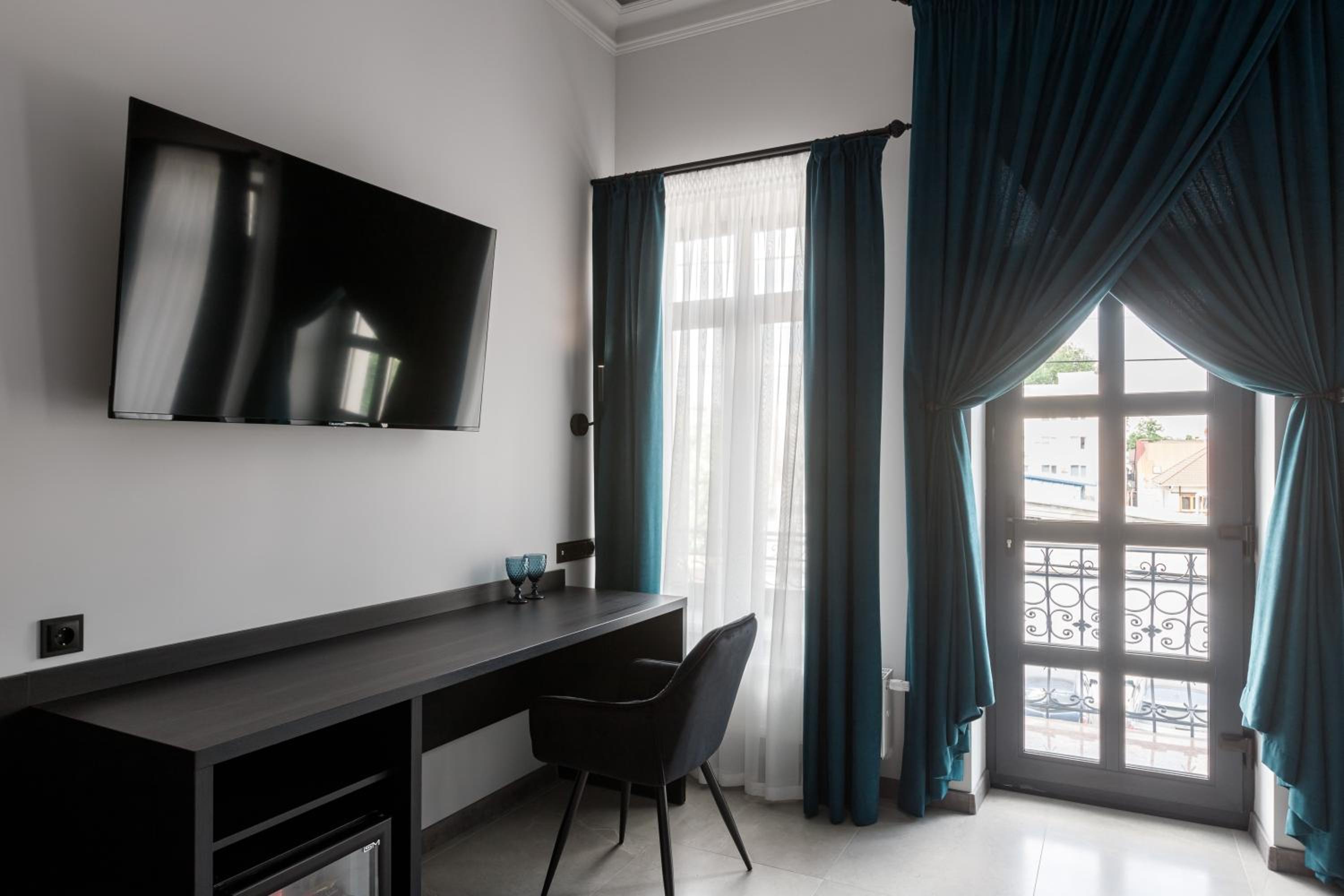 Richmond Hotel 20/38