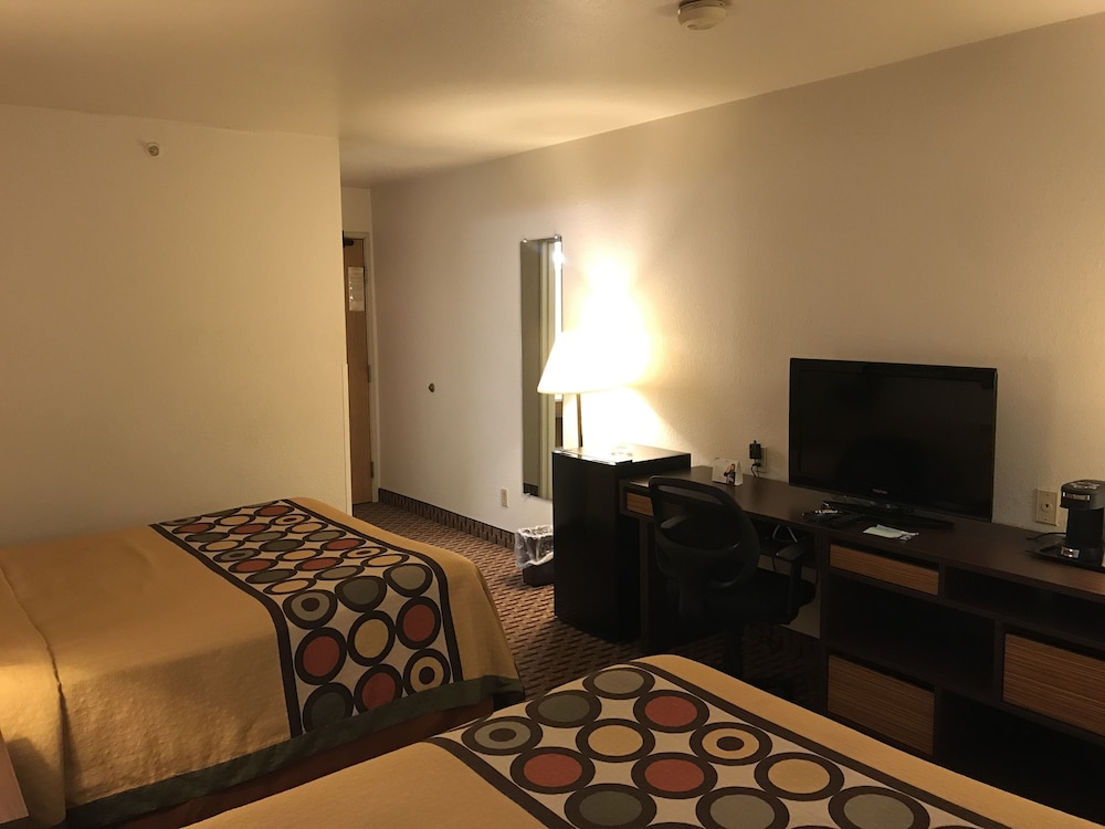 Super 8 by Wyndham Canonsburg/Pittsburgh Area 28/40