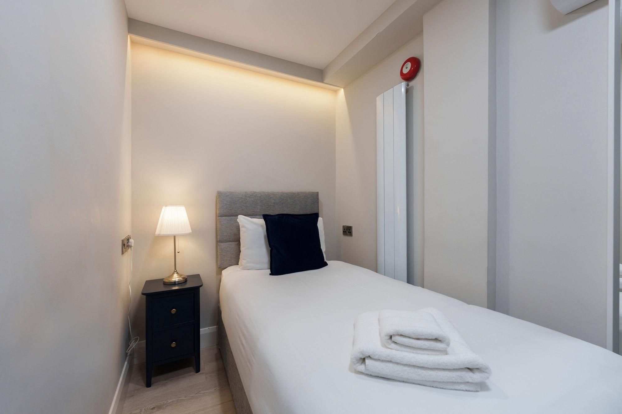 Room, Single, No Window