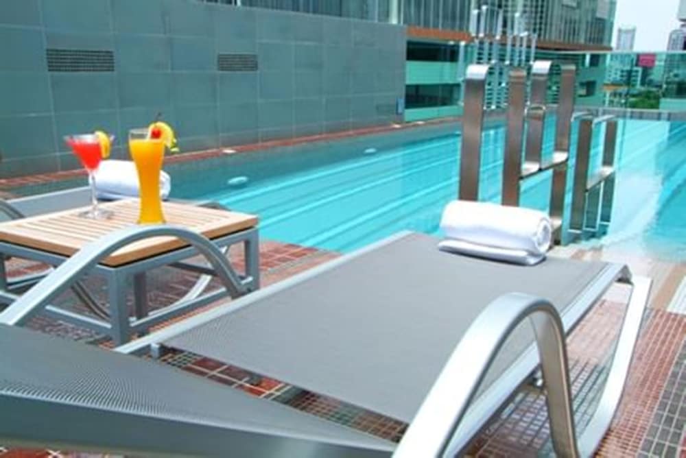 Amora Neoluxe Hotel 25/41
