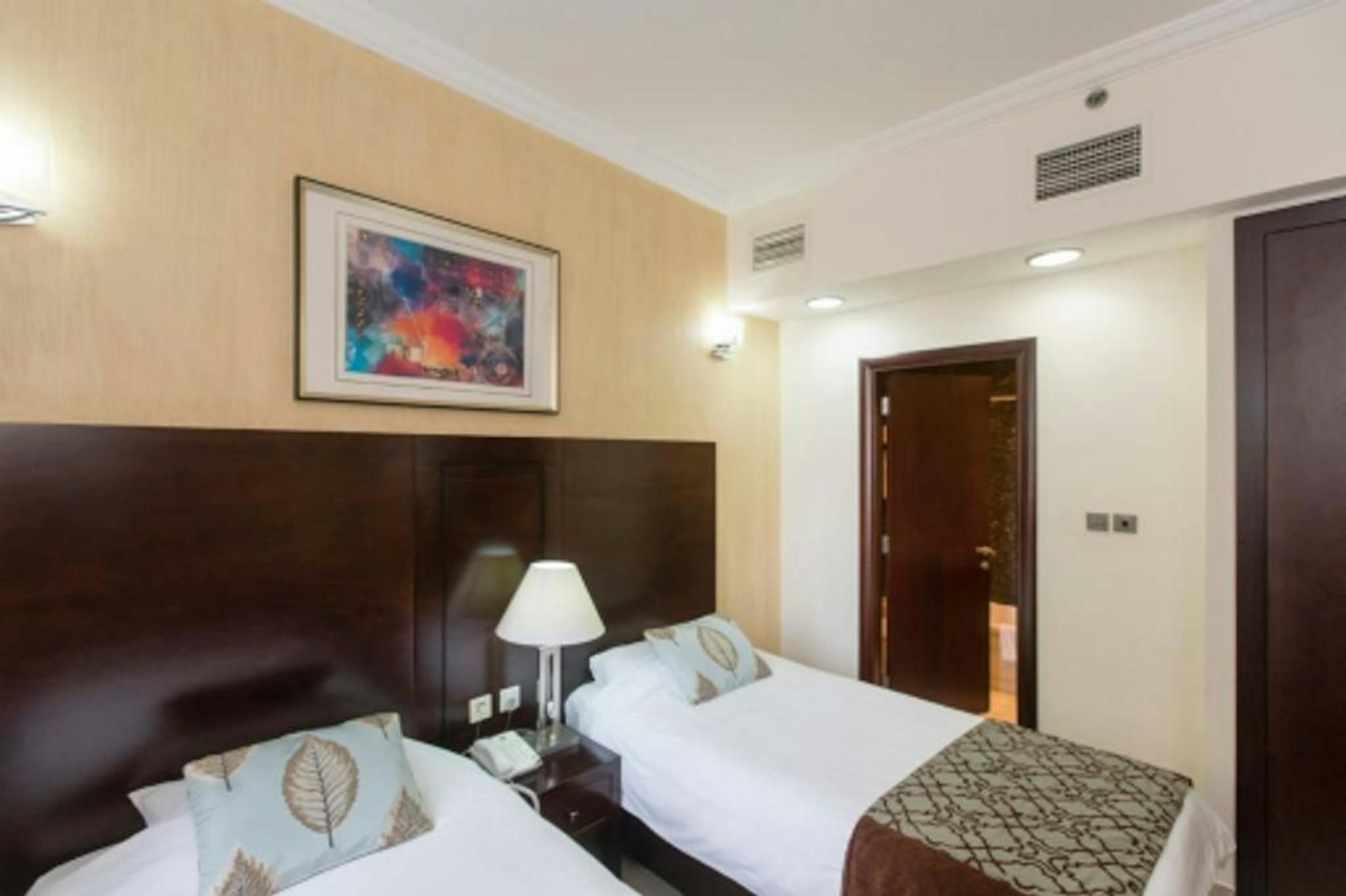 2 BEDROOMS, APARTMENT, BALCONY