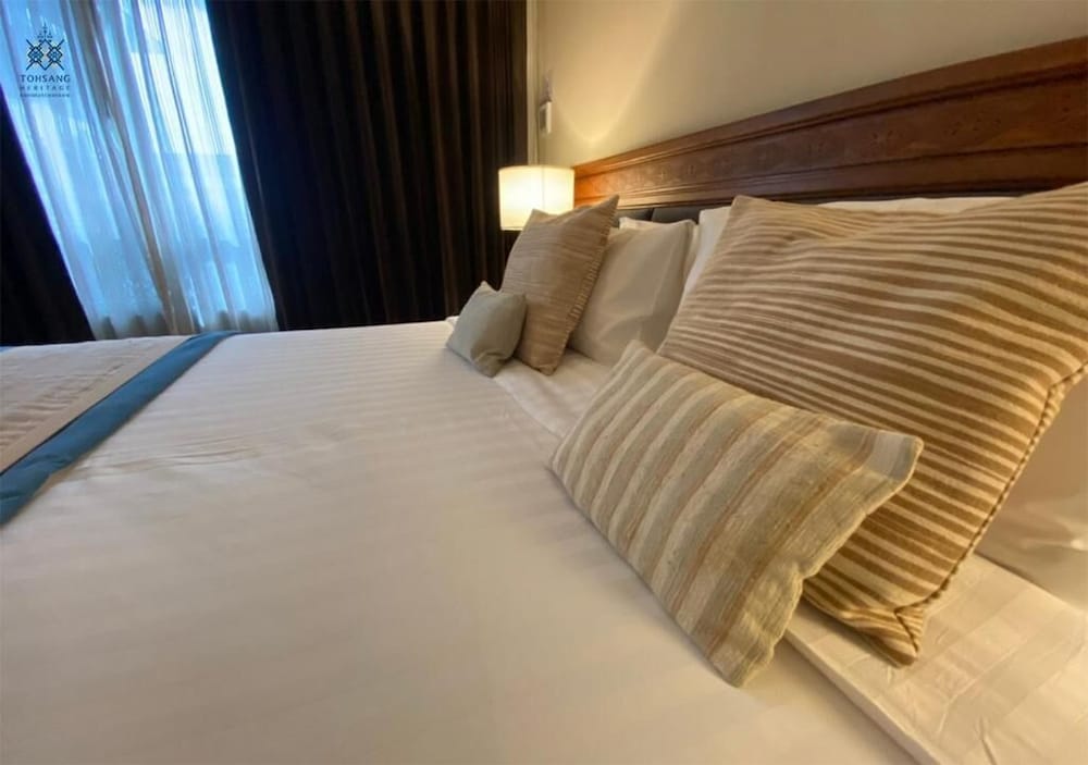 Tohsang Heritage Ubon Ratchathani Hotel 36/71