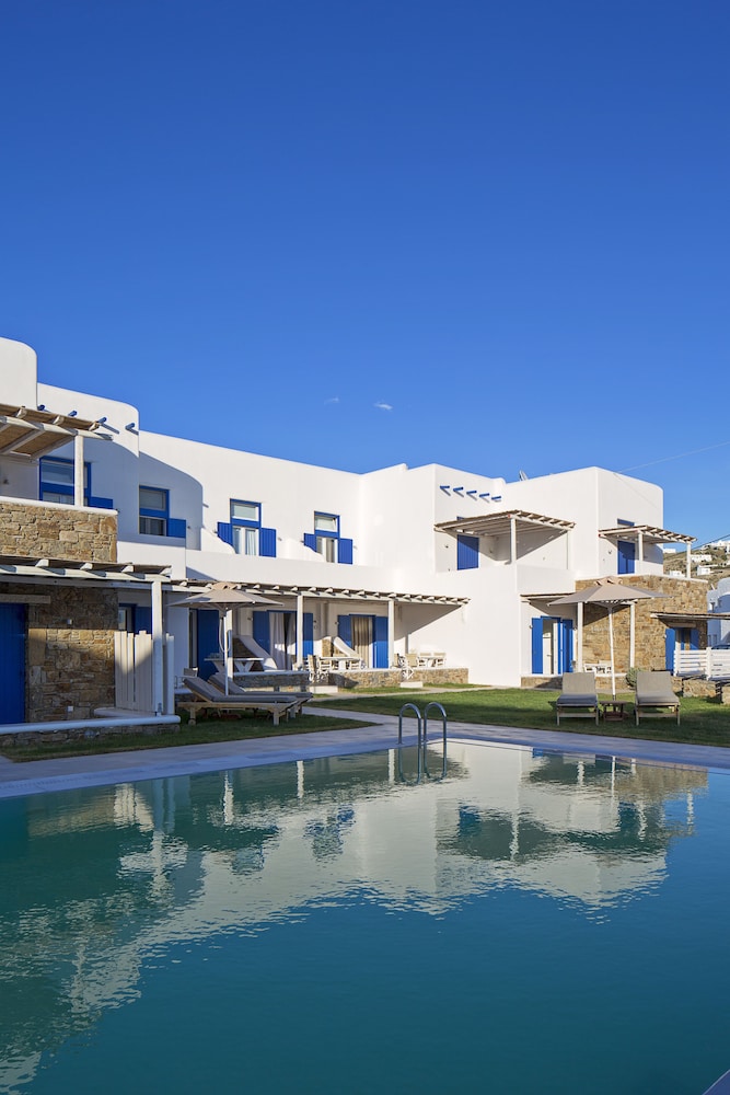 VILLA DEL SOL 41/48
