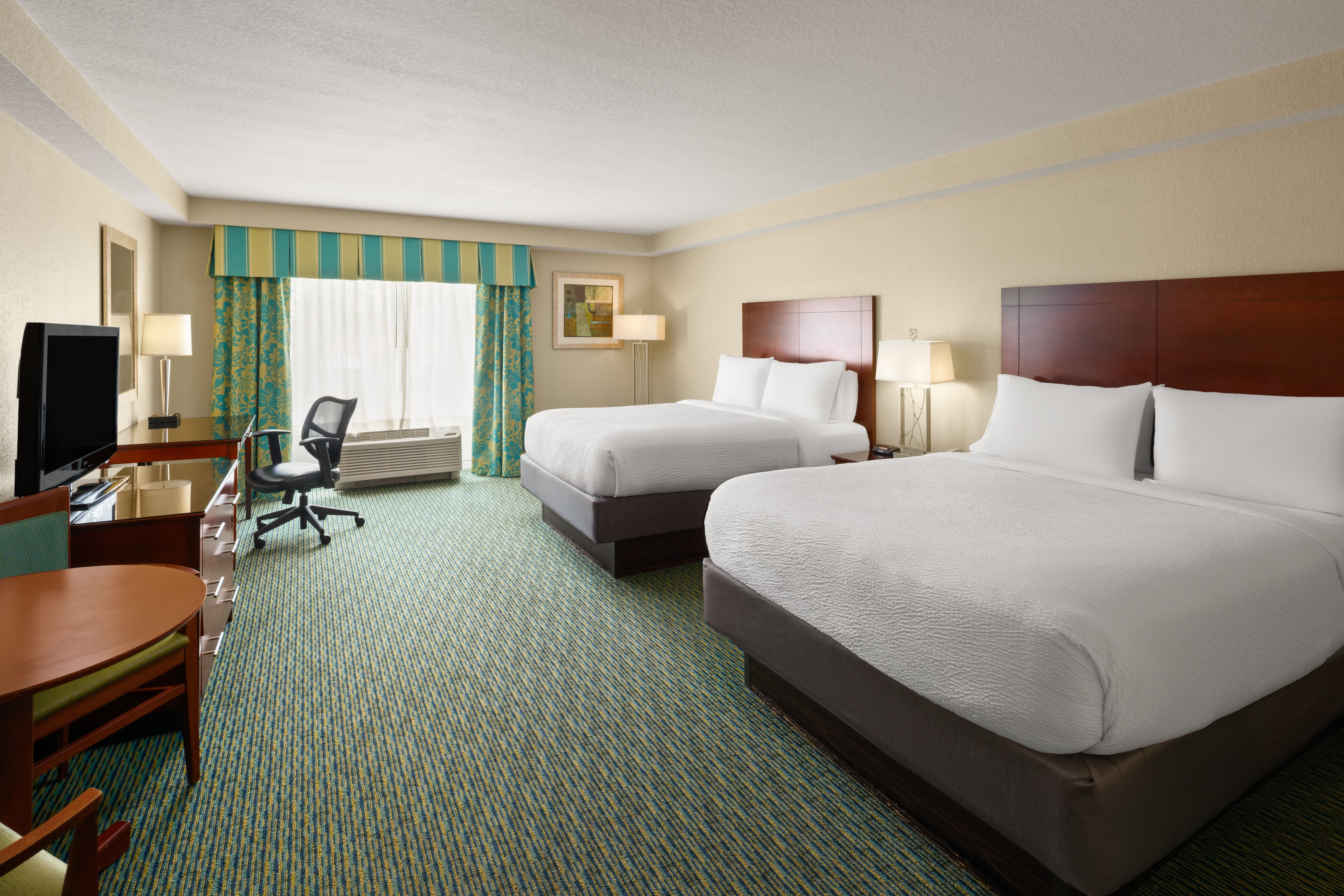 Holiday Inn Resort Orlando Lake Buena Vista An Ihg Hotel 17/50