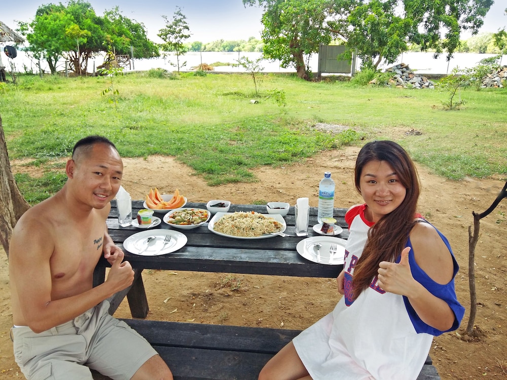 Yala Lake View Cabanas 14/28