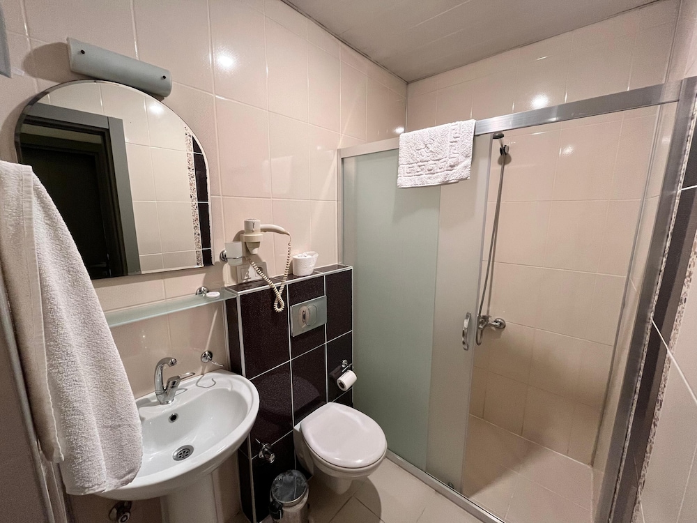 Gurses Life Hotel 46/50