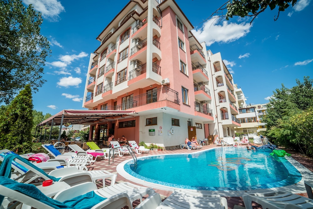 Step Hotel 5/45