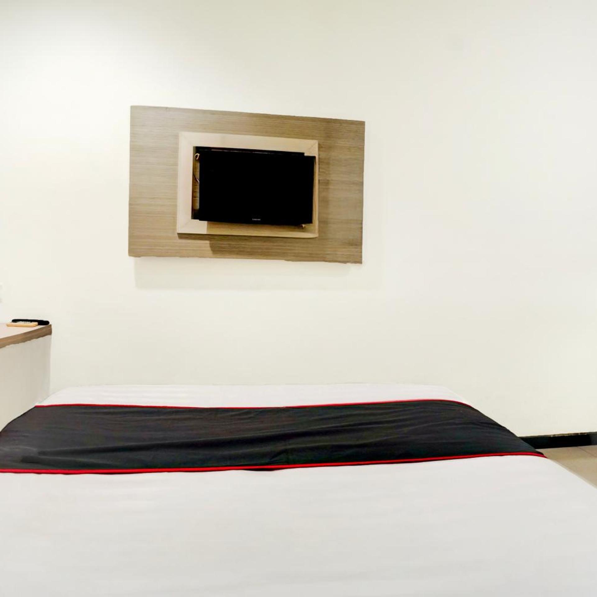 Hotel O Symphony Homestay Tlogomas 31/34