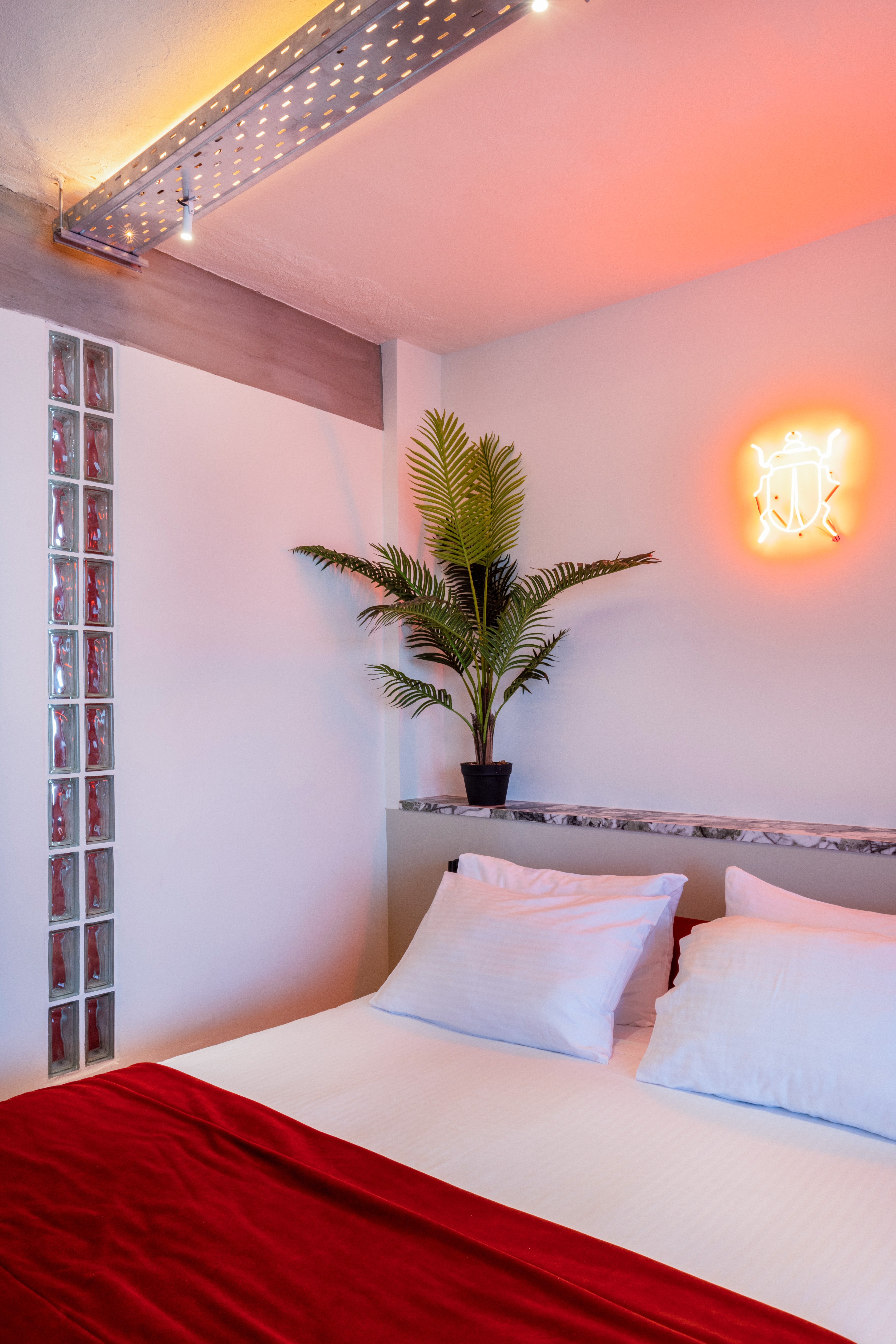 Penthouse Suite, Hot Tub, Balcony، The Newel Metaxourgeio 2/4