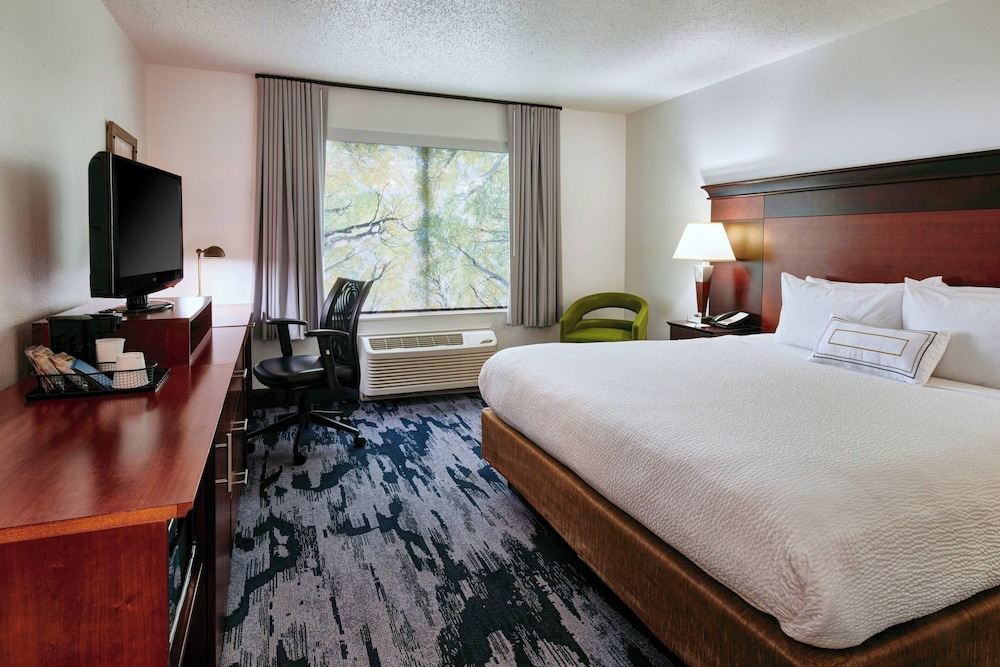 Room, King Bed, Accessible