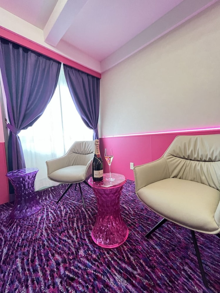 Crystal Hotel Minami Senri 40/54