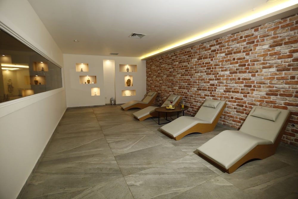 Noax Hotel 32/71