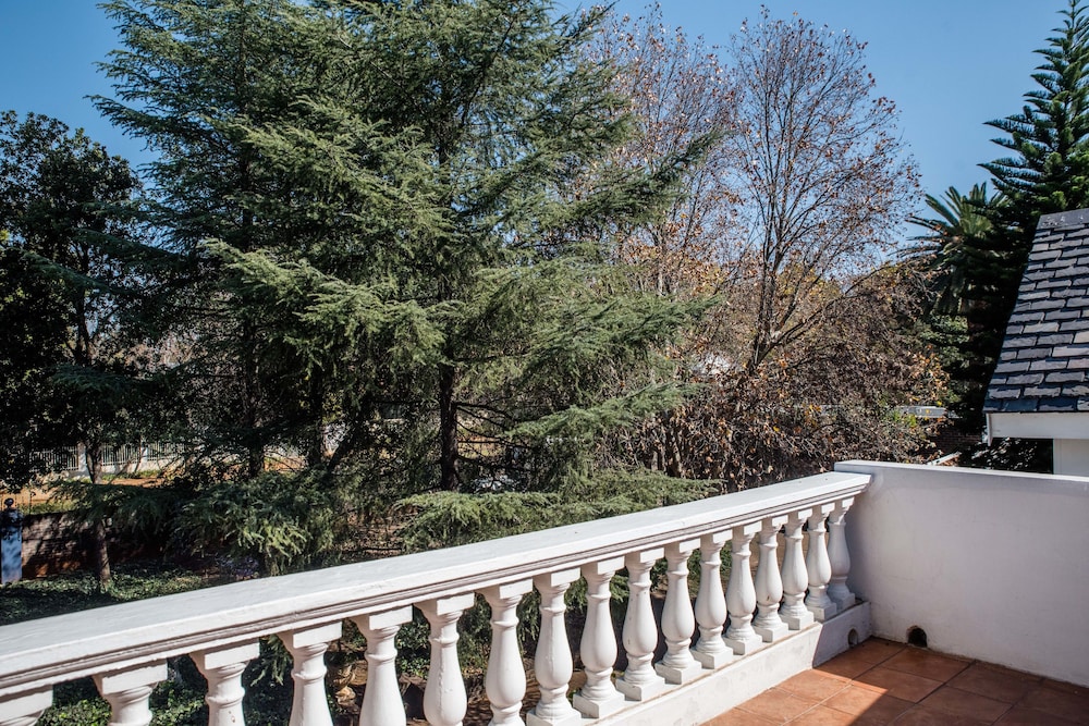 5Th Avenue Gooseberry Guest House 26/50