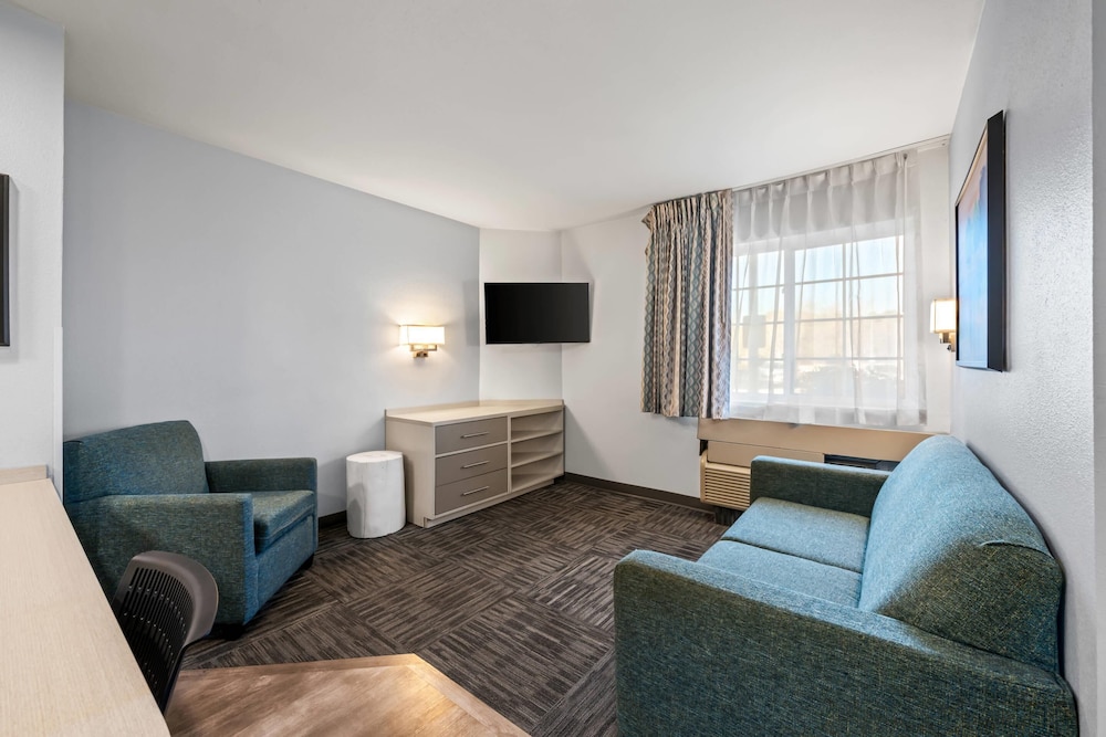 MainStay Suites Greensboro 26/46