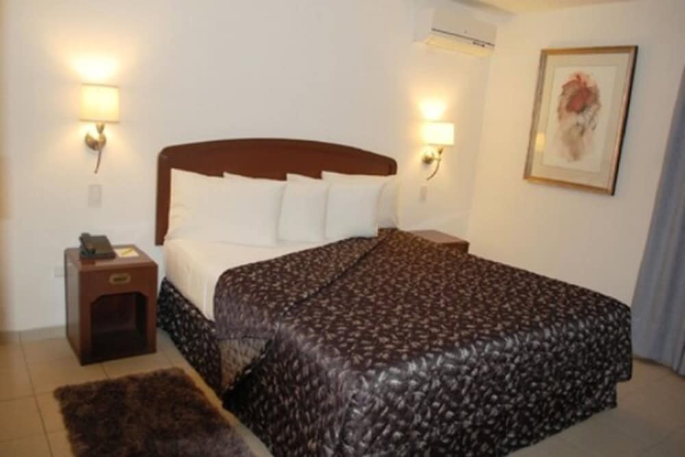 Terranova Suites 11/44