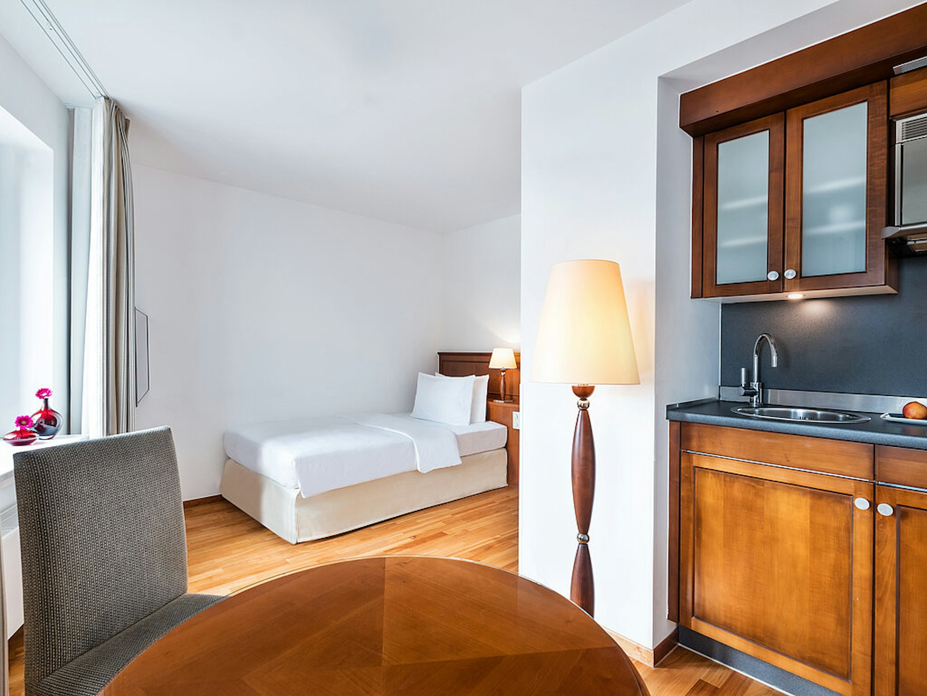 Studio, Single Bed, Kitchenette