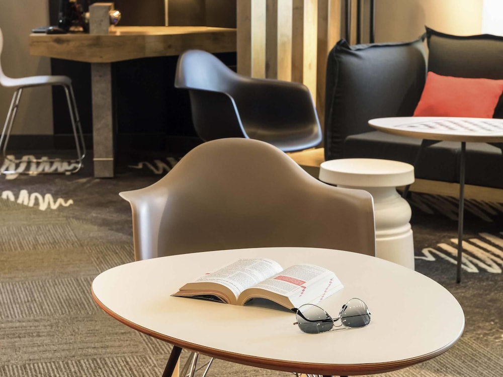 Ibis Angers Centre Chateau 57/75