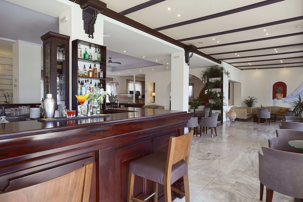Giannoulis - Santa Marina Beach Hotel 54/77
