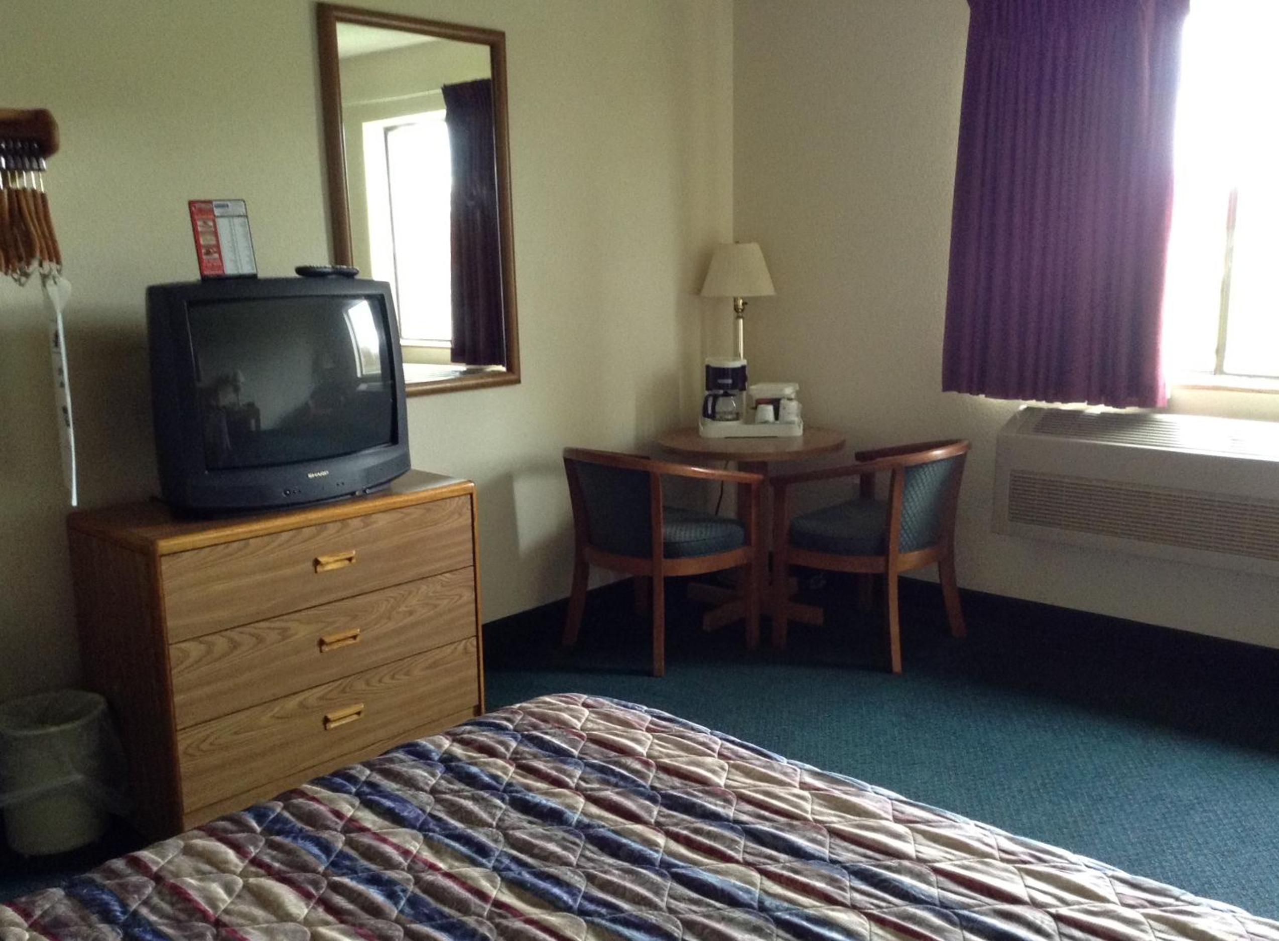 Travelodge by Wyndham Hudsonville 27/42