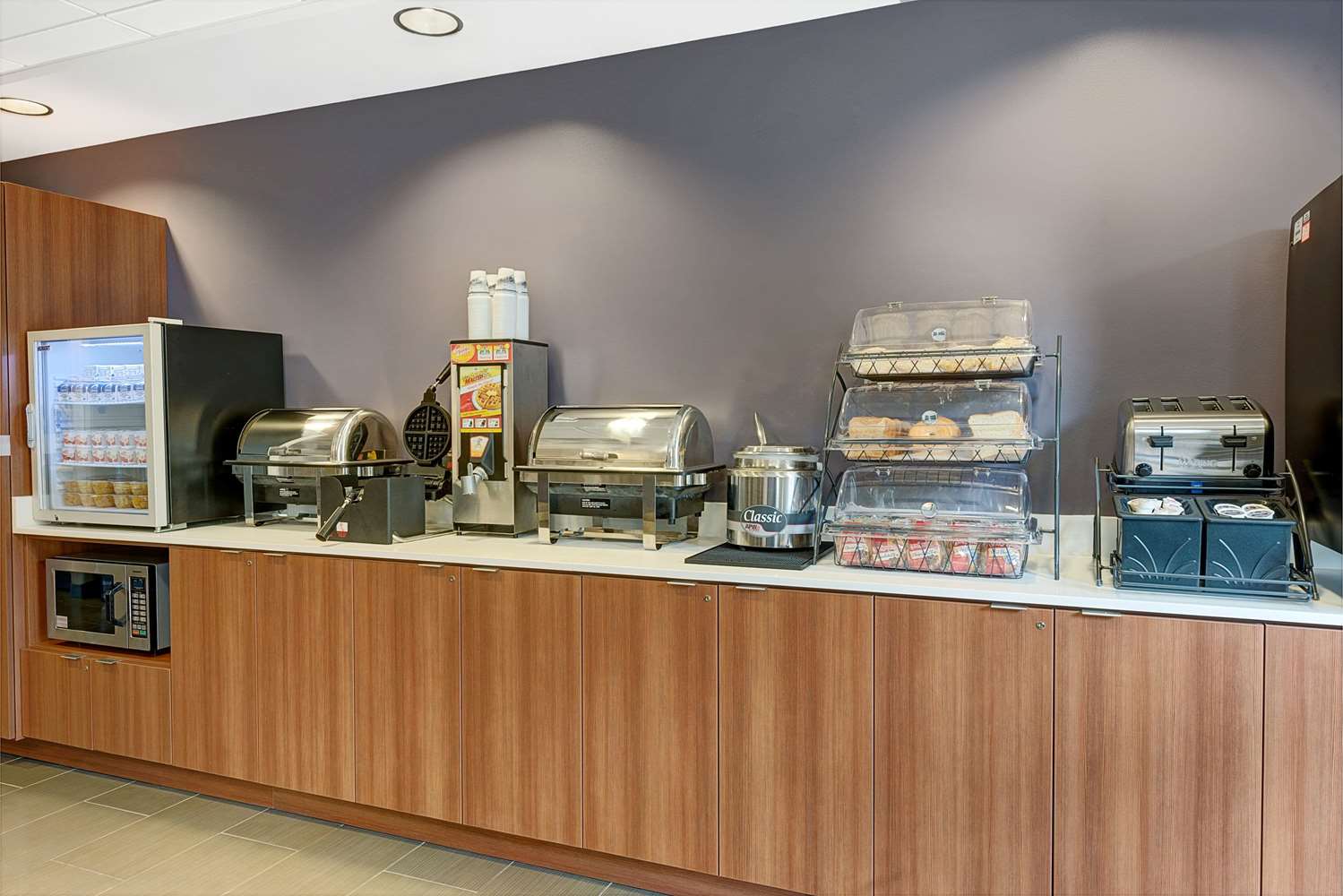 Microtel Inn and Suites By Wyndham Philadelphia Airport Ridley 2/13