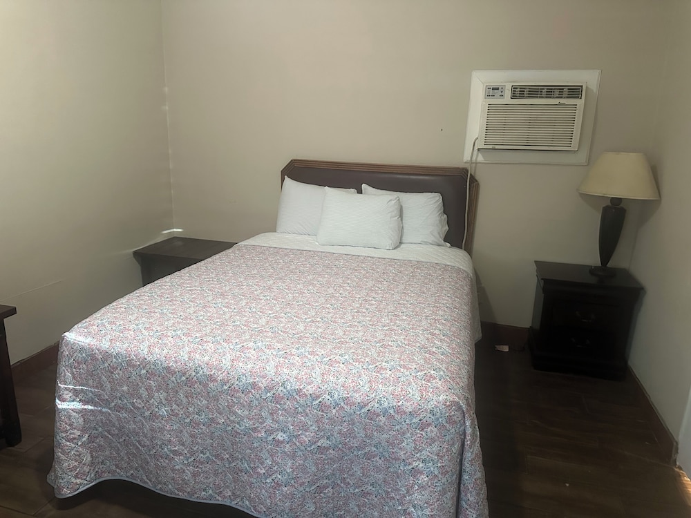 Ruta Motel 28/54